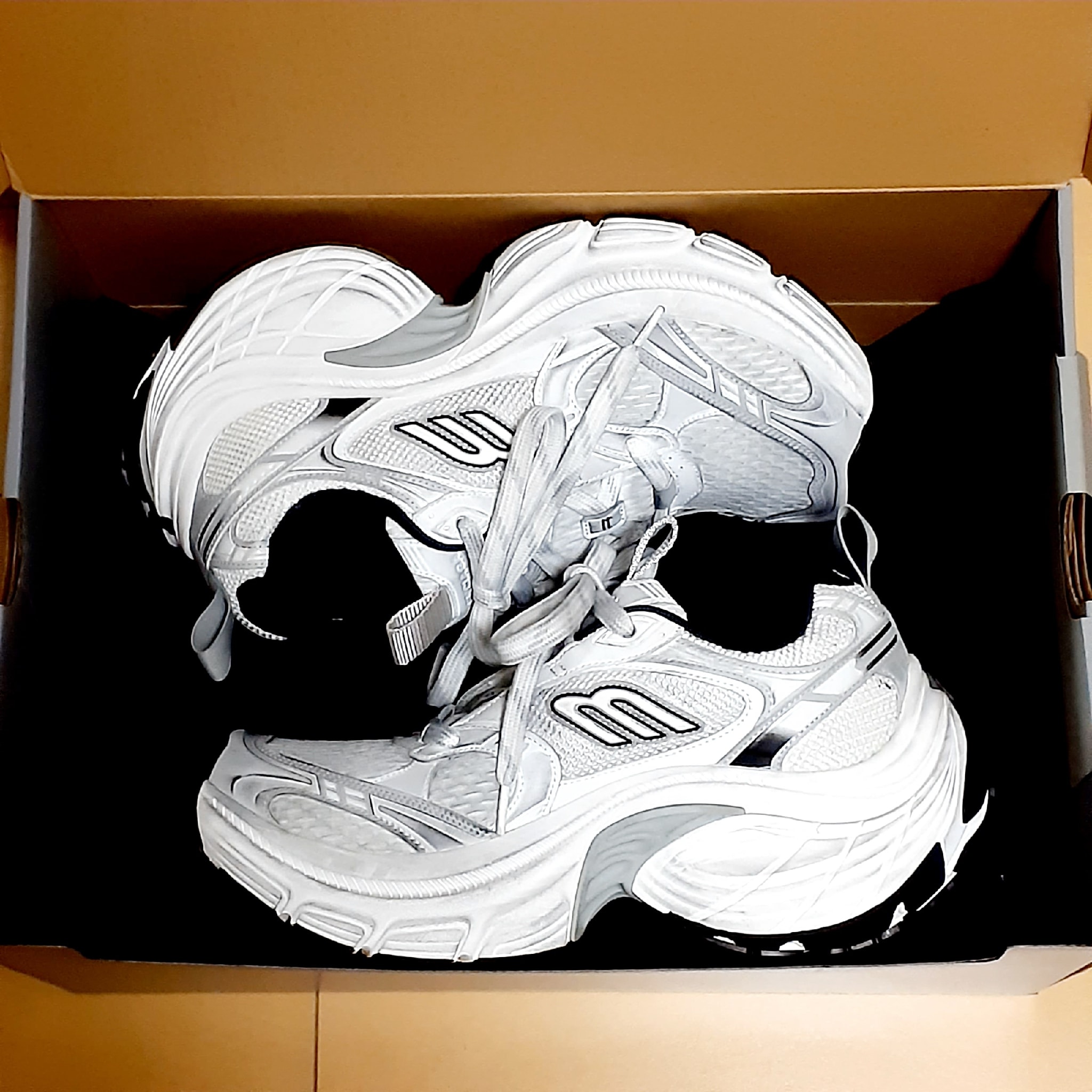 BALENCIAGA 10XL Sneaker "White/Black/Gris/Silver"