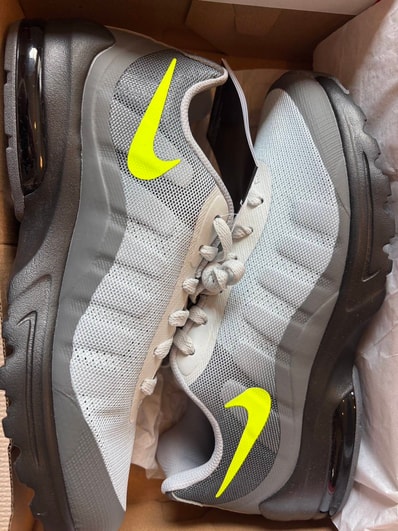Nike Air Max Invigor "Black/Dark Grey/Volt"