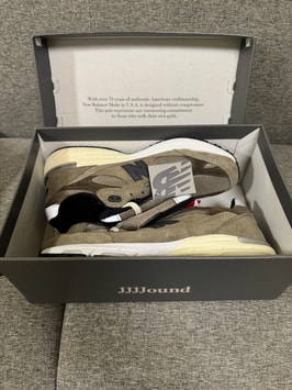 ジョウンド × ニューバランス 993 "マッシュルーム/ホワイト"