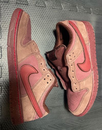 Nike SB Dunk Low PRM City of Love "Burgundy"