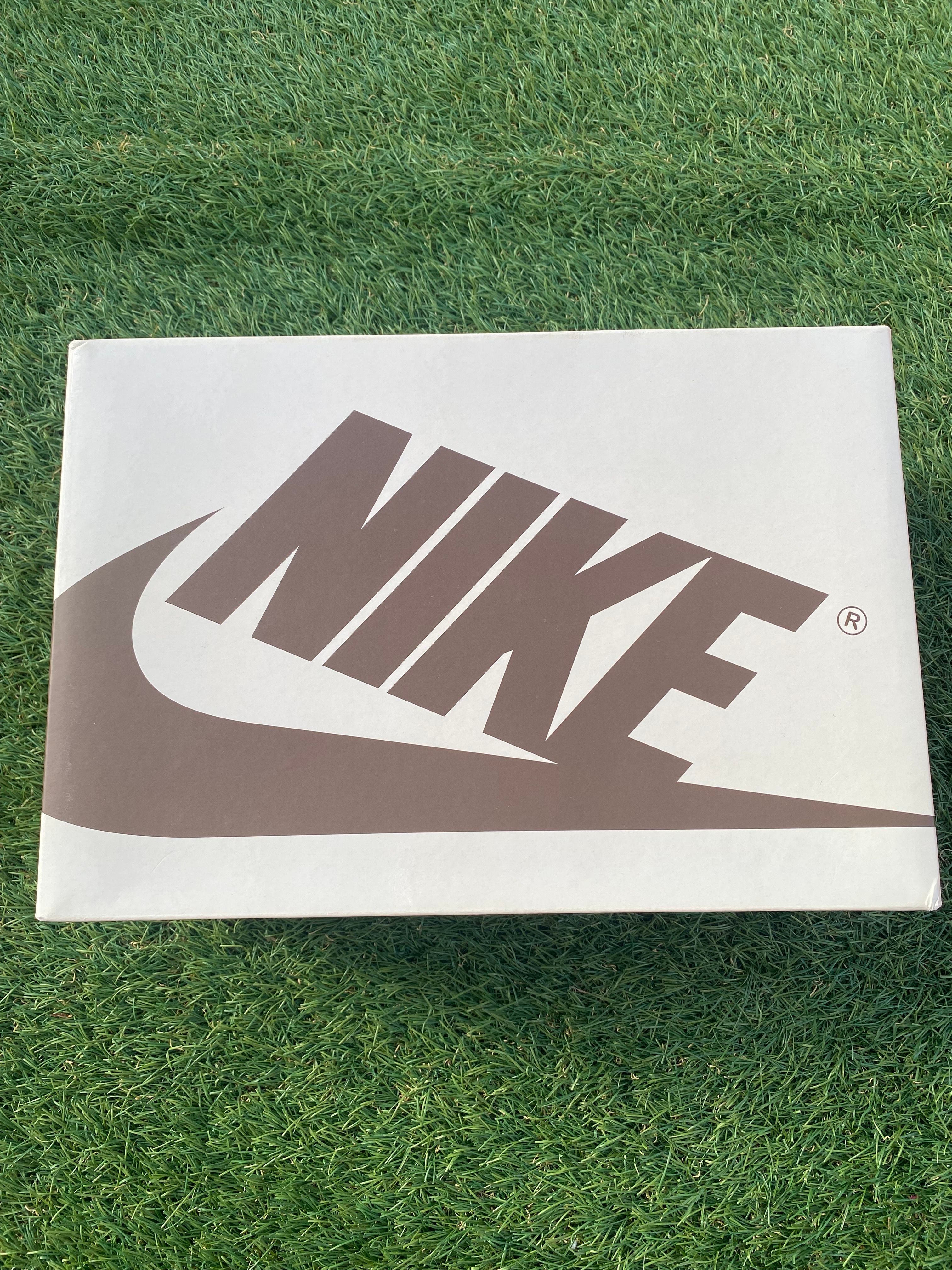 Travis Scott × Nike Air Jordan 1 Low OG SP "Reverse Olive"