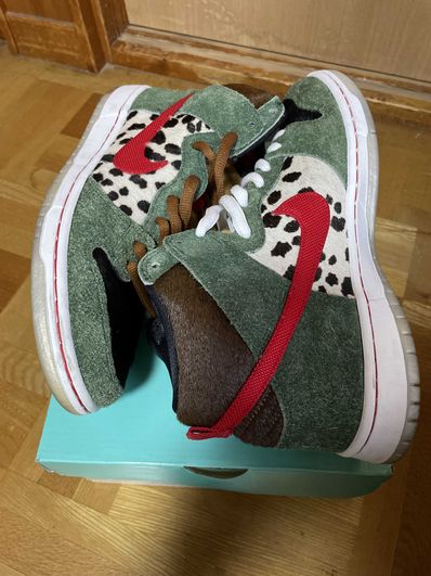 Nike SB Dunk High Pro QS "Dog Walker"