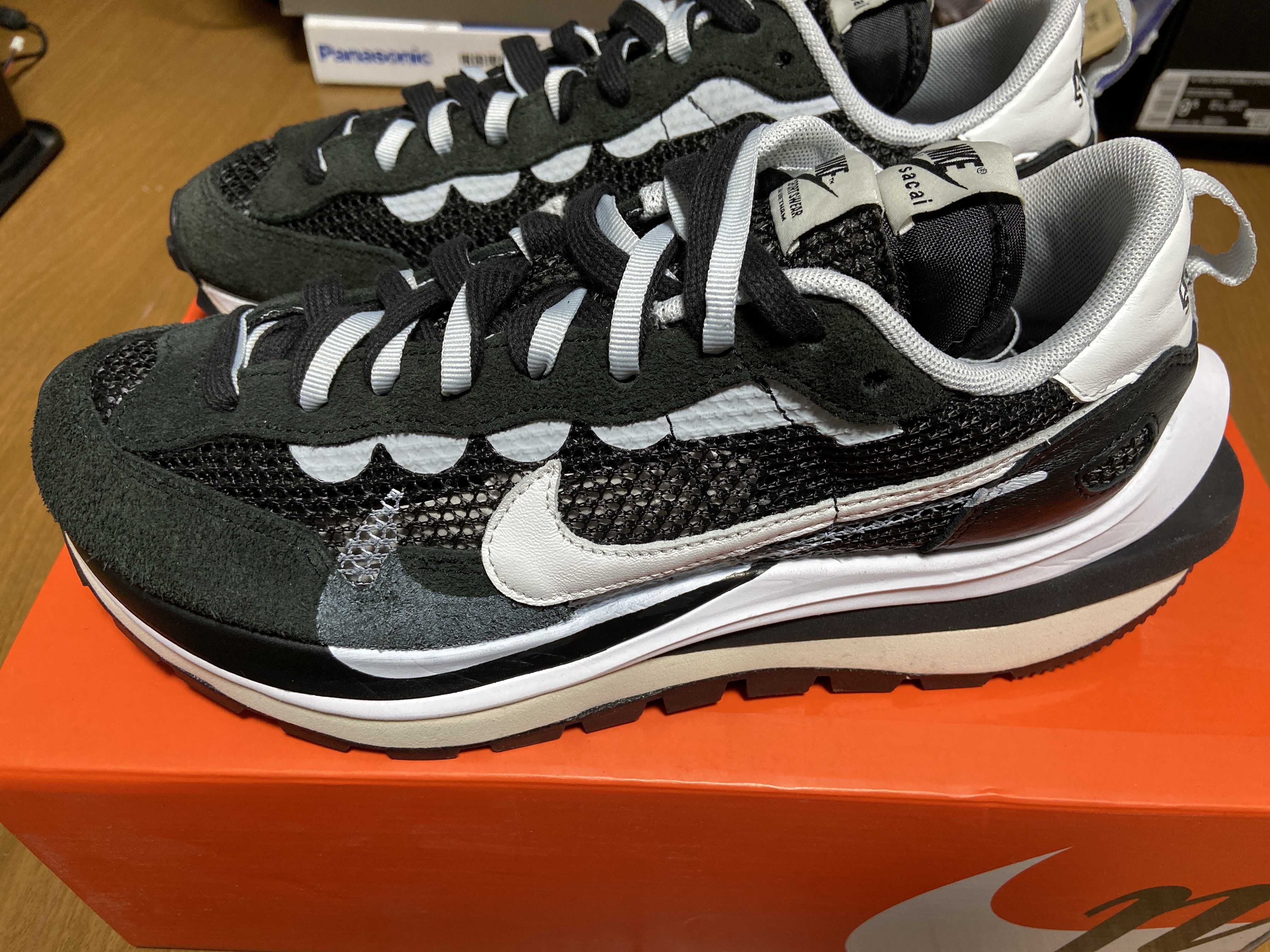 sacai × Nike Vapor Waffle "Black and White"