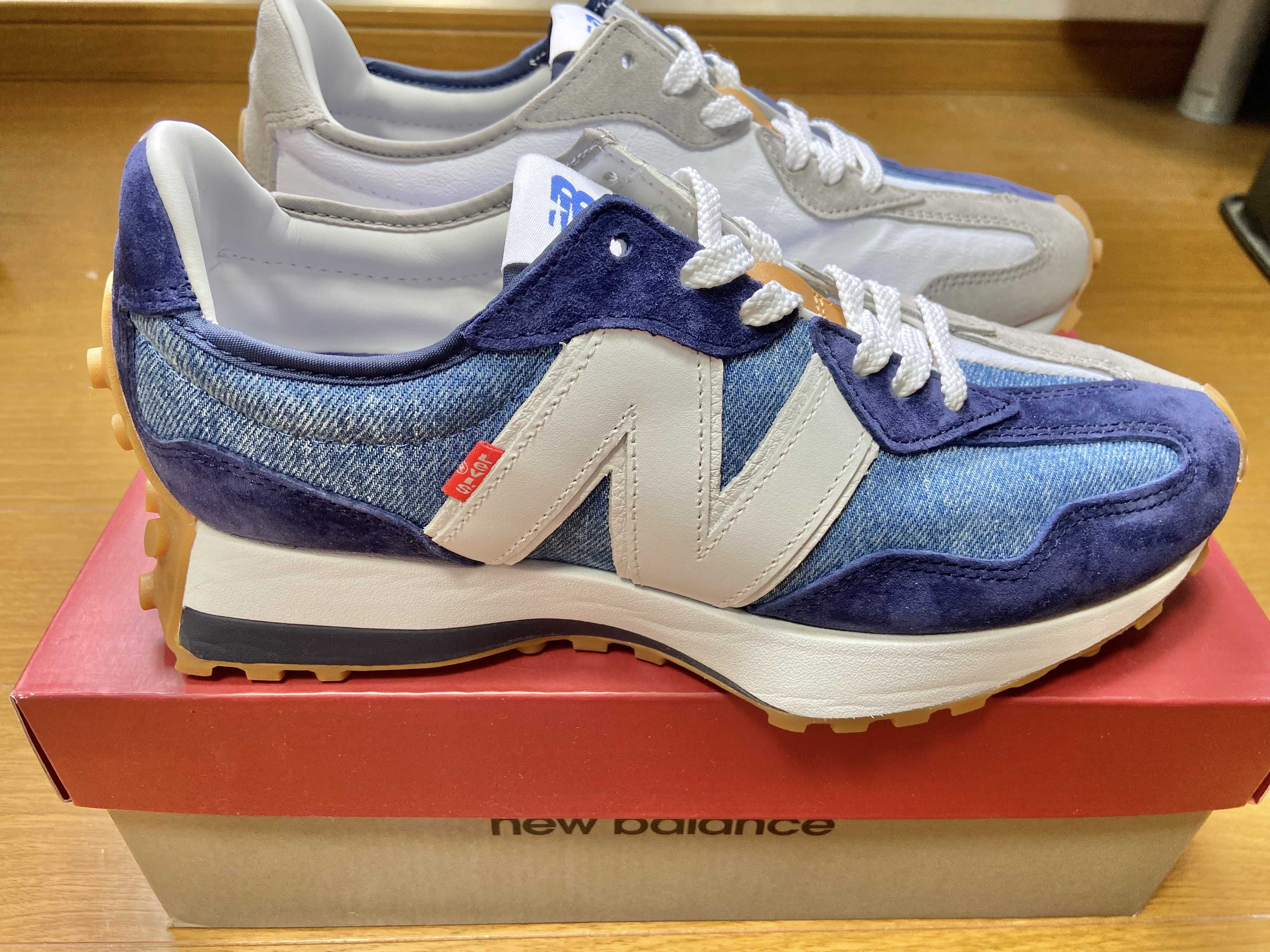 Levi's × New Balance 327 "Navy/White"