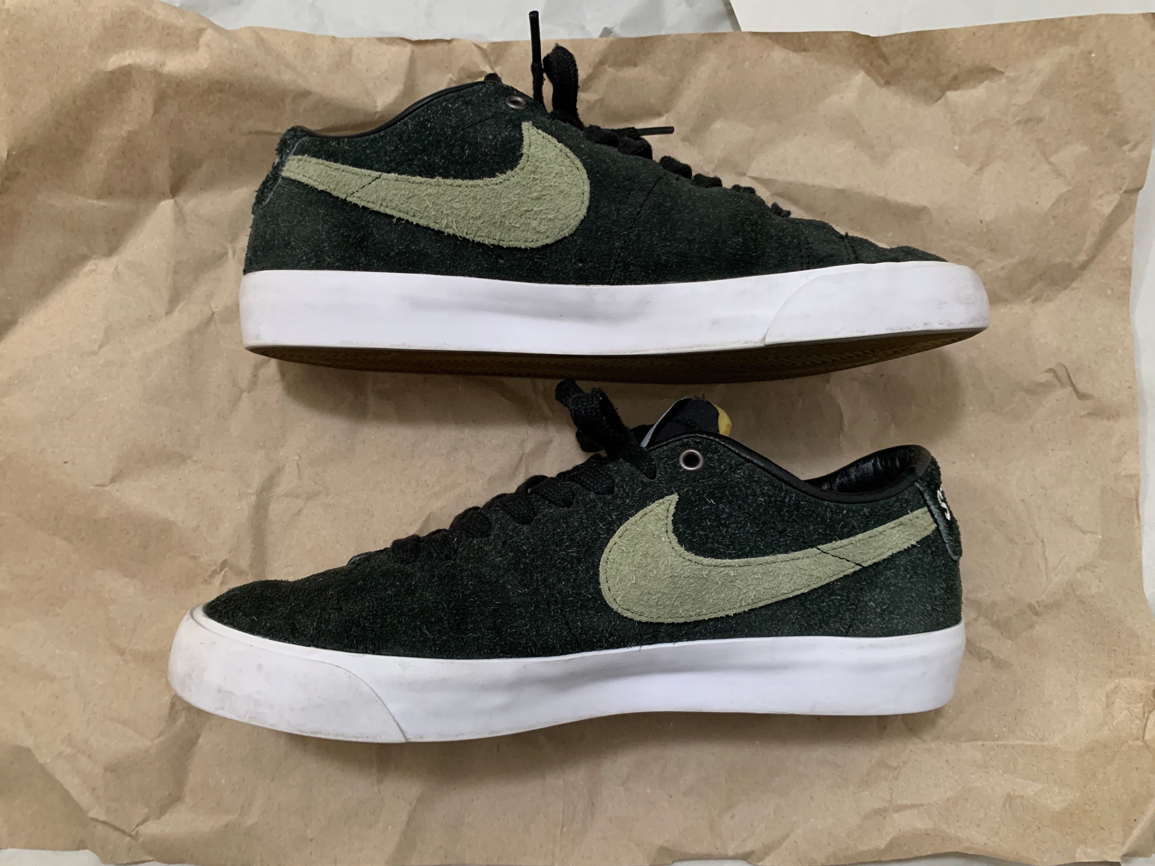 Stussy × Nike SB Blazer Low "Black/Palm Green"