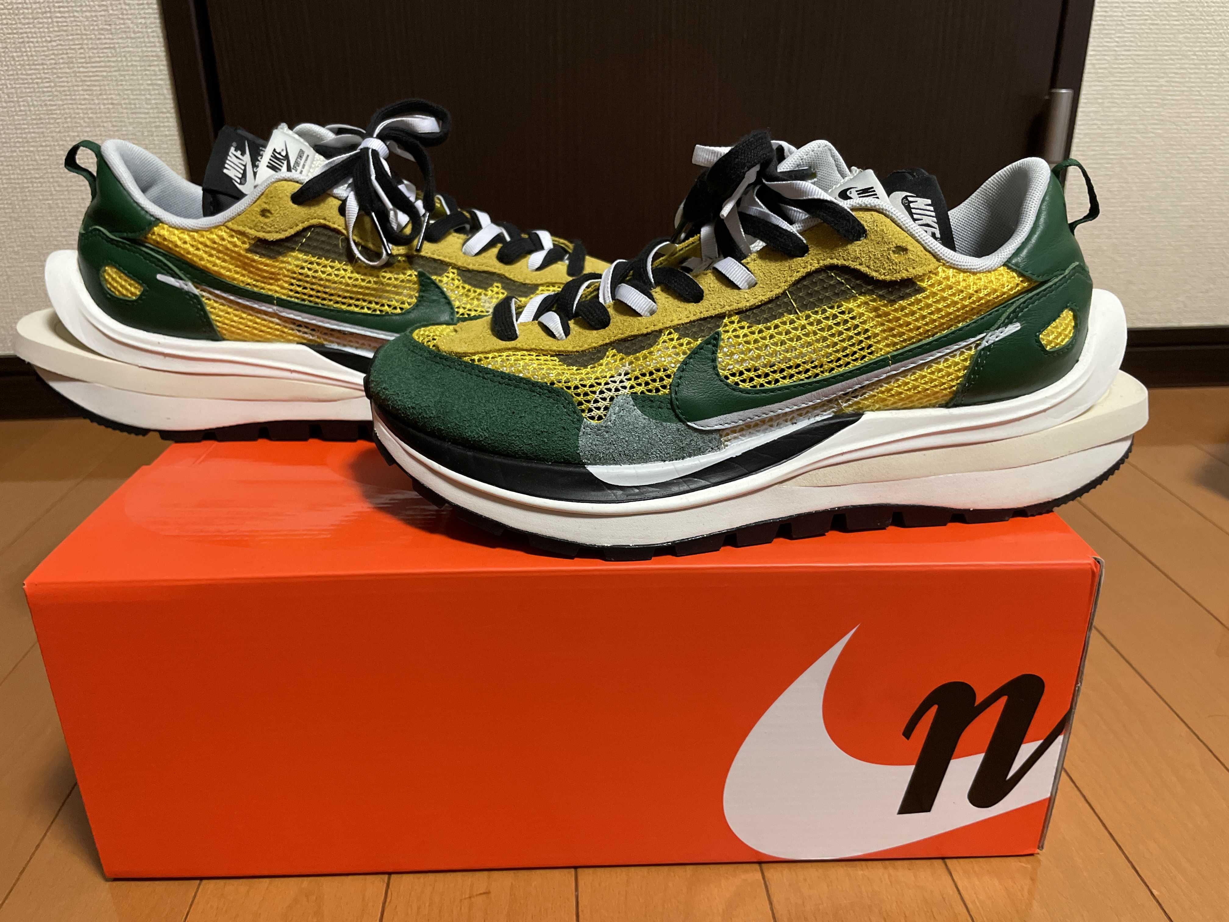 sacai × Nike Vapor Waffle "Tour Yellow/Stadium Green-Sail"