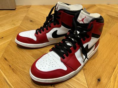 Nike Air Jordan 1 Retro High "Chicago" (2013)