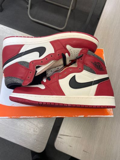 Nike Air Jordan 1 High OG "Lost & Found/Chicago"