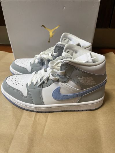 Nike Women's Air Jordan 1 Mid "Wolf Grey"