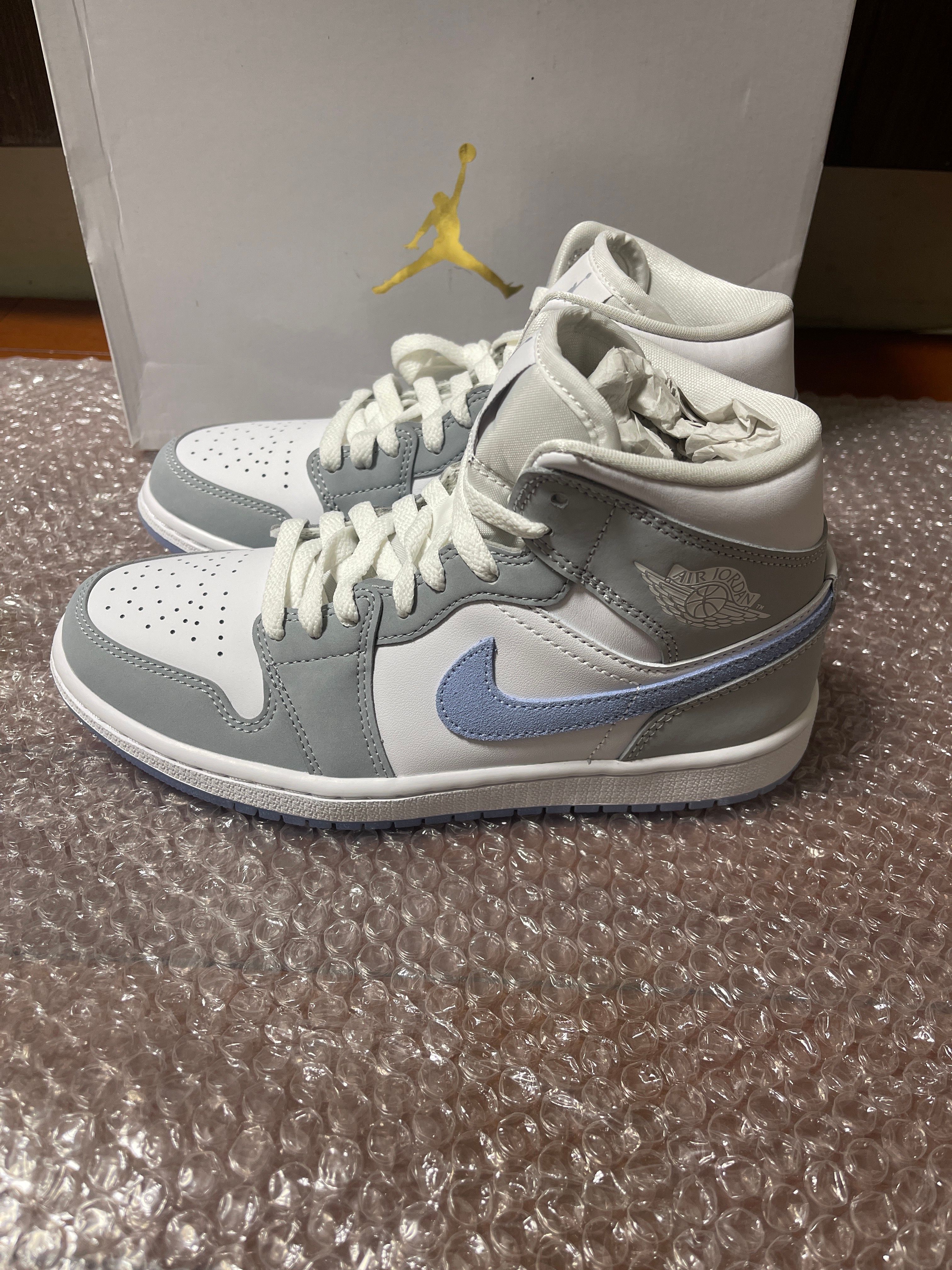 Nike Women's Air Jordan 1 Mid "Wolf Grey"