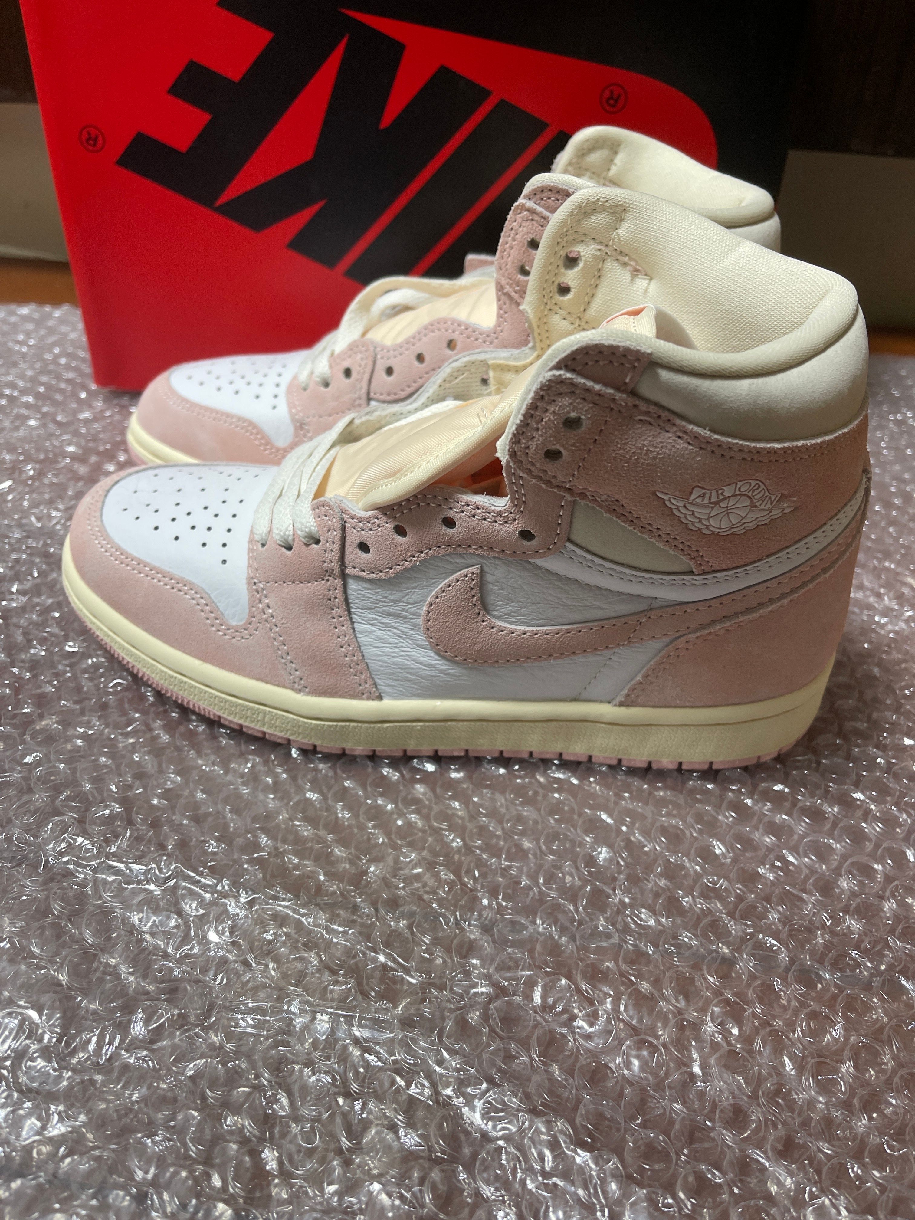 Nike Women's Air Jordan 1 Retro High OG "Washed Pink"