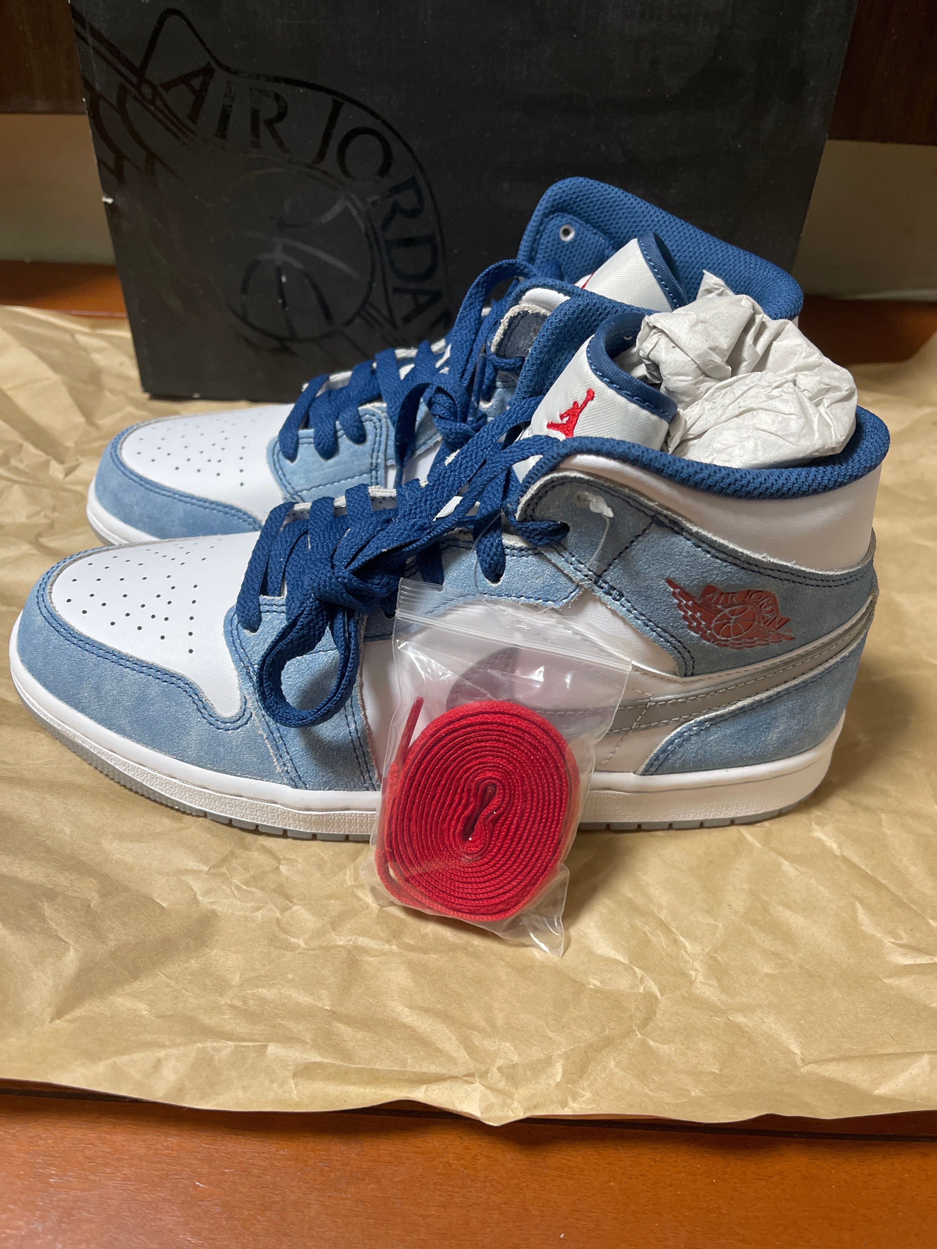 Nike Air Jordan 1 Mid SE "White/Hyper Royal/Red"