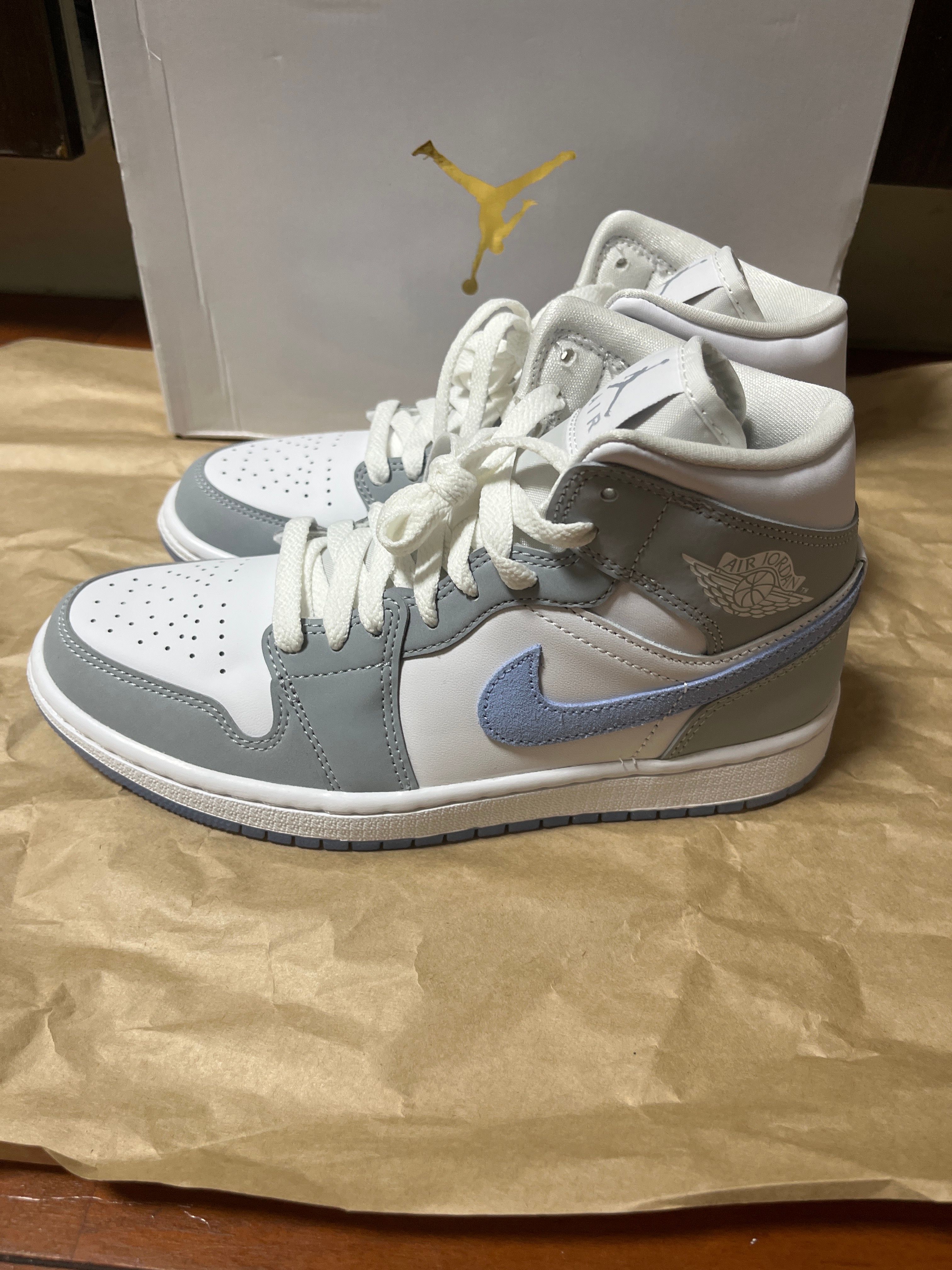 Nike Women's Air Jordan 1 Mid "Wolf Grey"