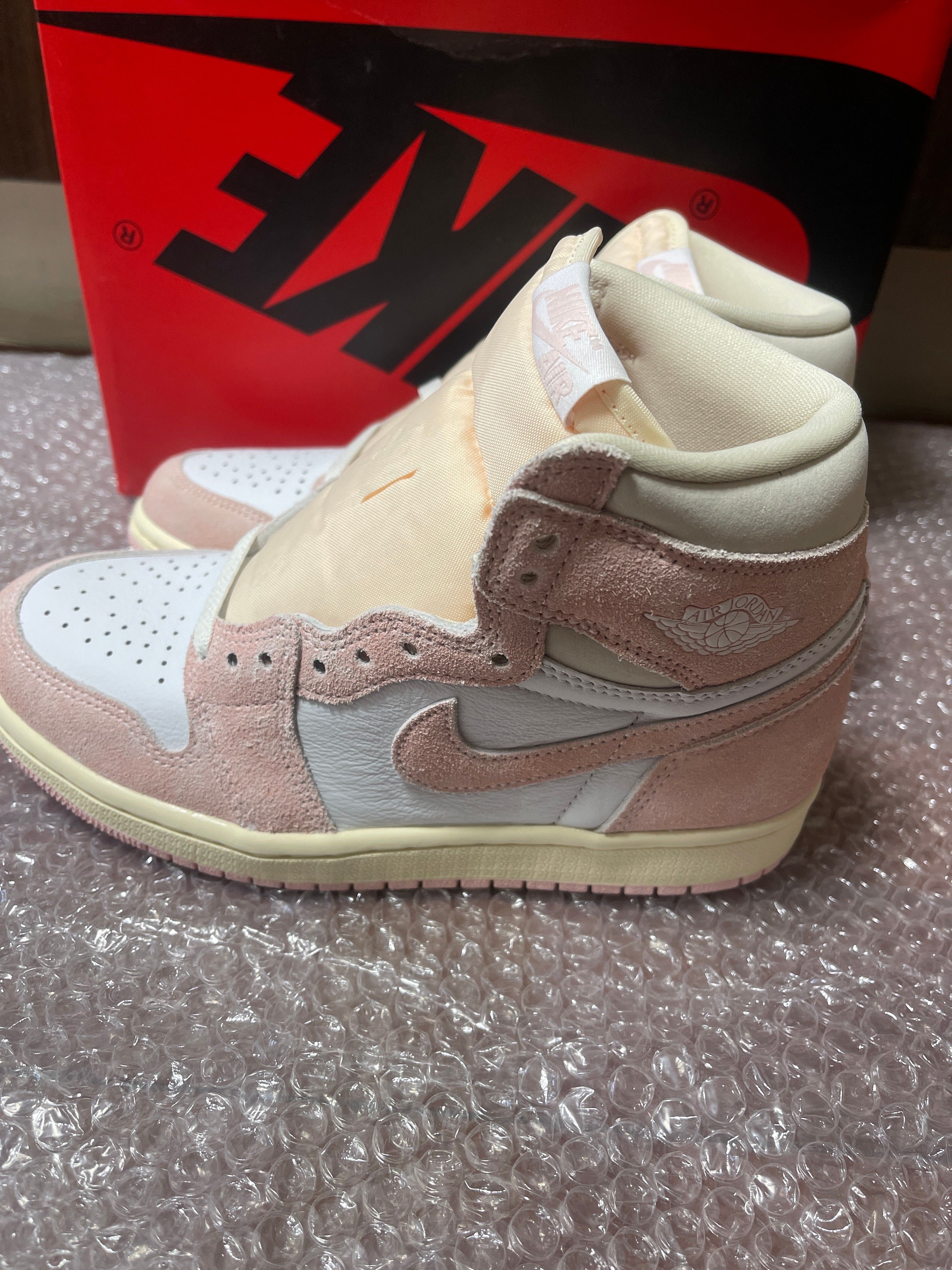 Nike Women's Air Jordan 1 Retro High OG "Washed Pink"