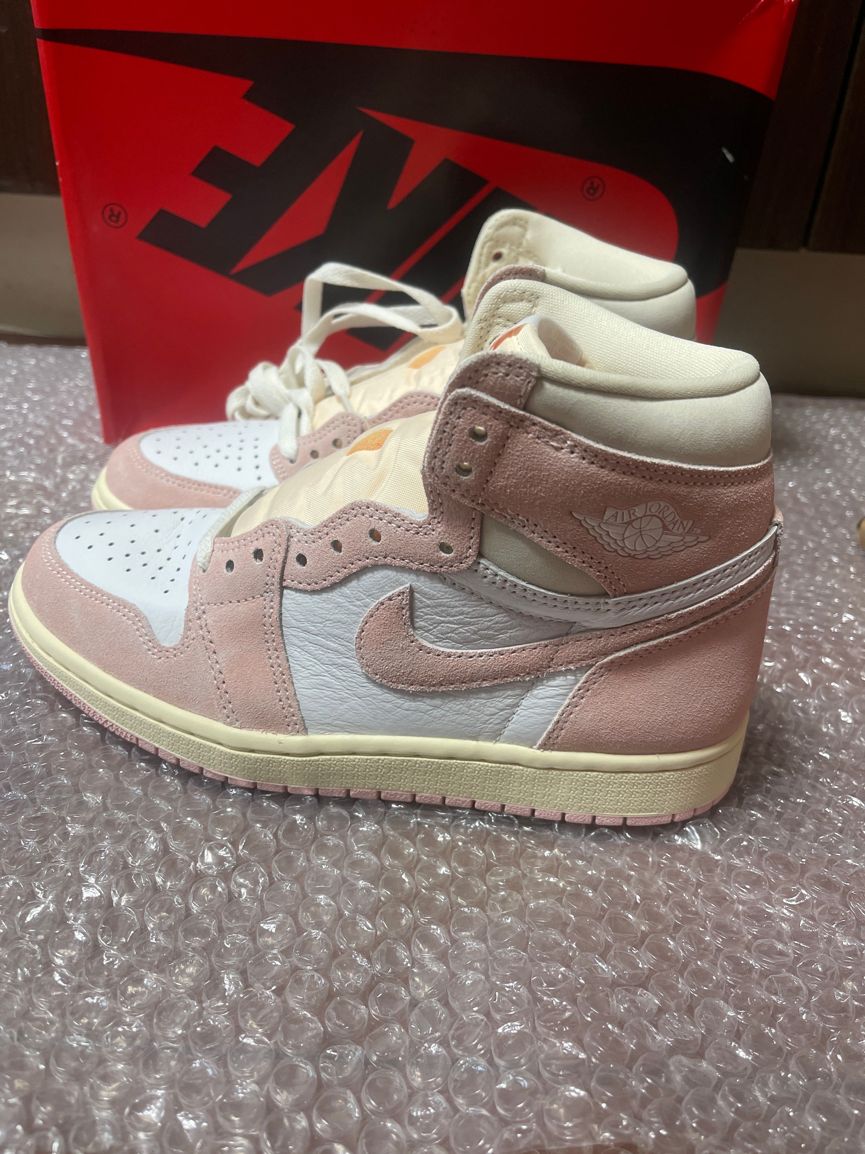 Nike Women's Air Jordan 1 Retro High OG "Washed Pink"