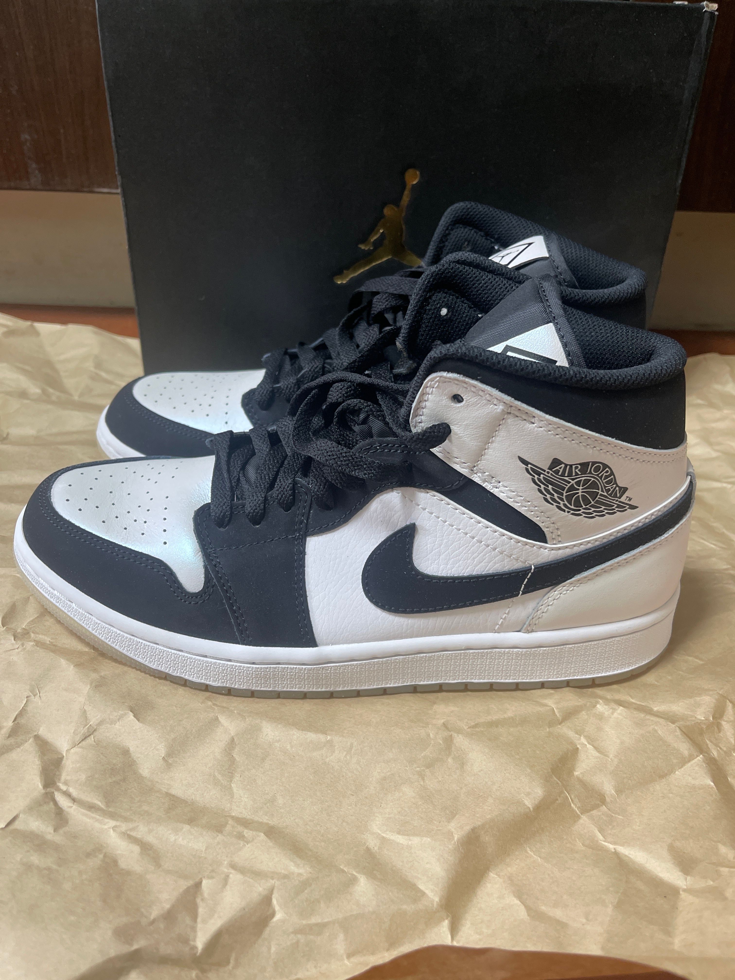 Nike Air Jordan 1 Mid "Omega/Black/White"