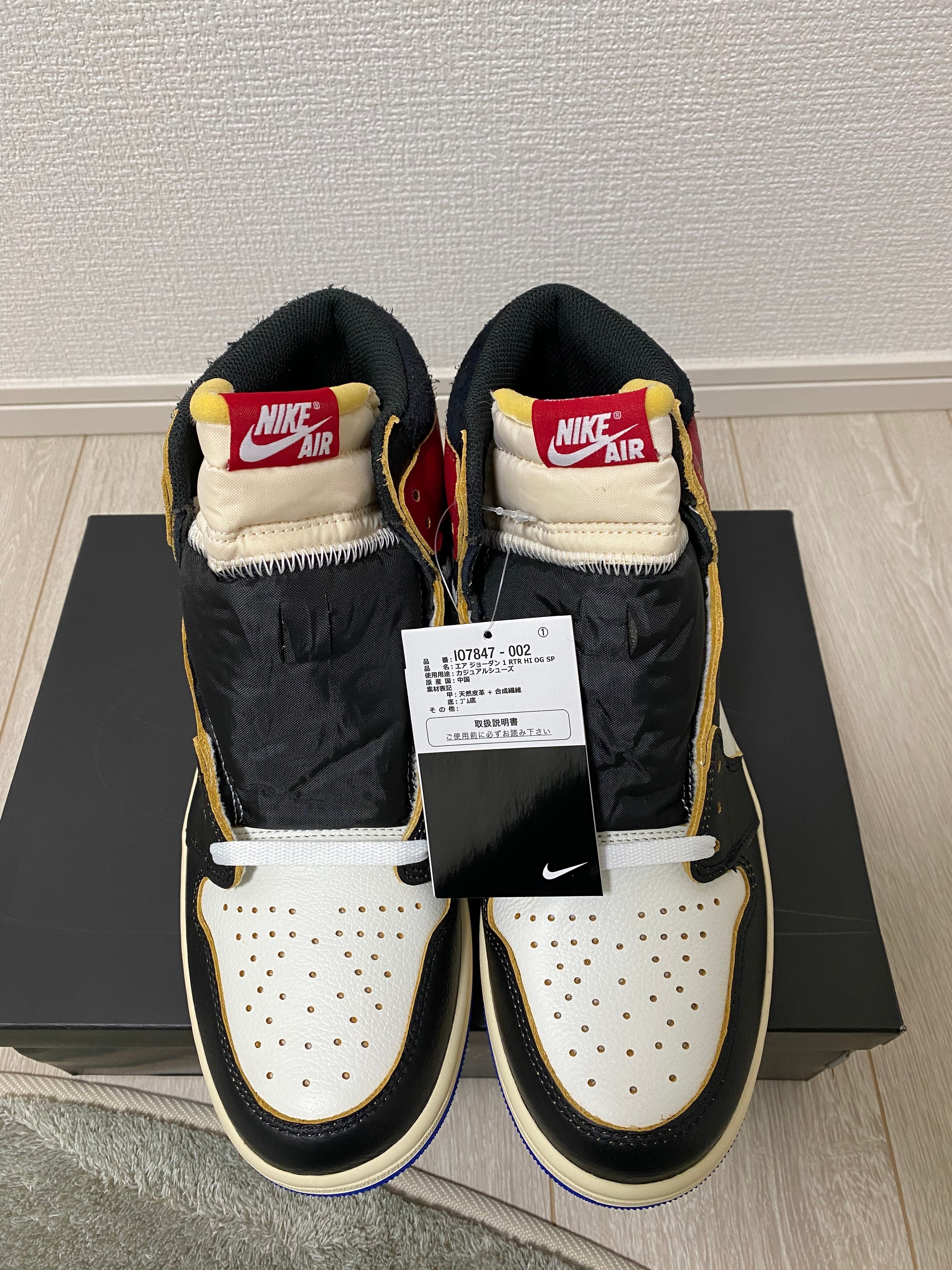 フラグメントデザイン × ユニオン × ナイキ エアジョーダン1 ハイ OG "ブラック/バーシティレッド"