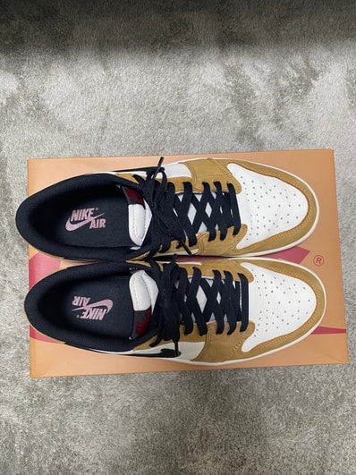 Nike Air Jordan 1 Low OG "Rookie of the Year/Sail and Golden Harvest"