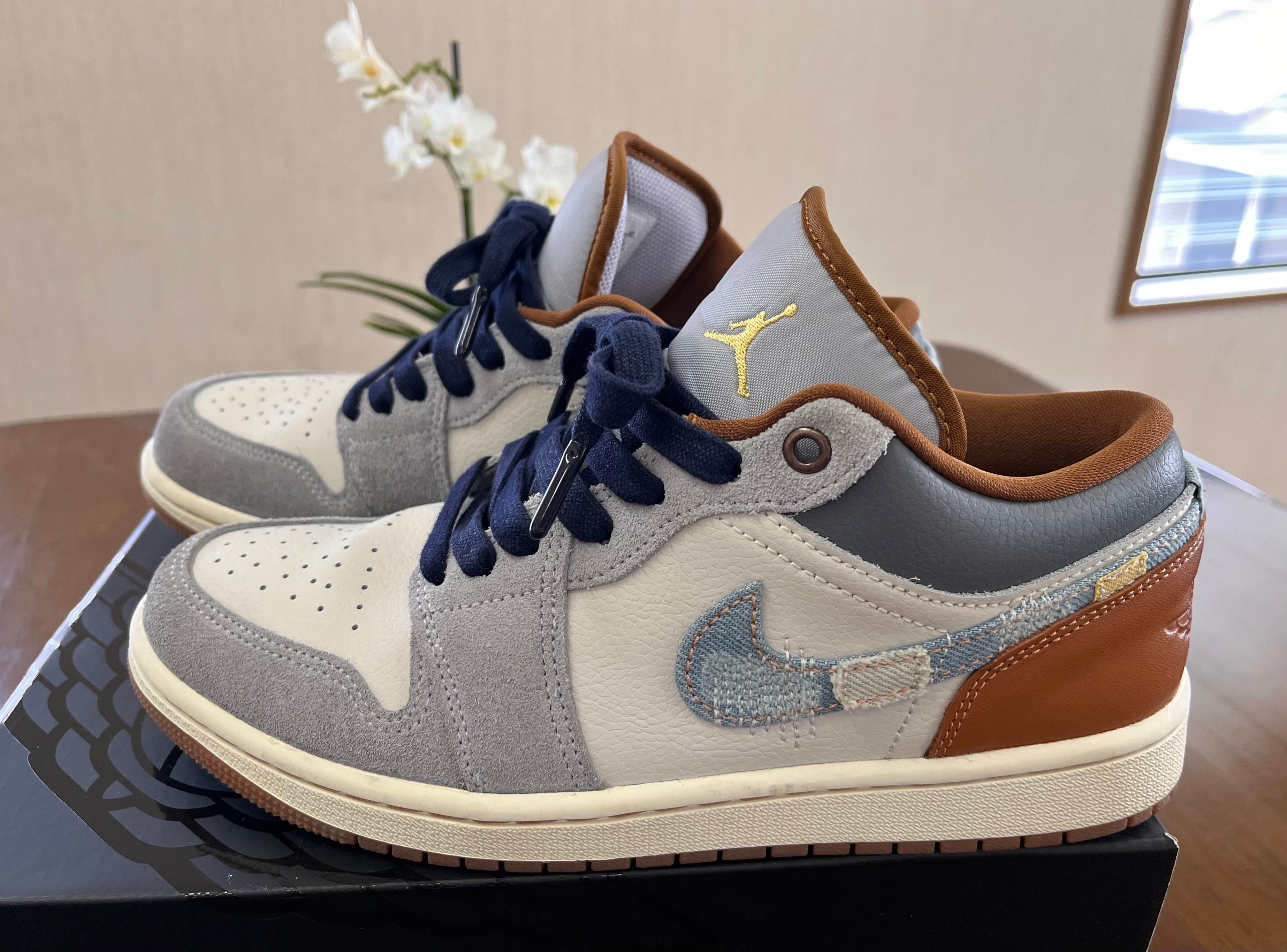 Nike Air Jordan 1 Low SE "Phantom/Coconut Milk/Amber Brown/Star Blue"