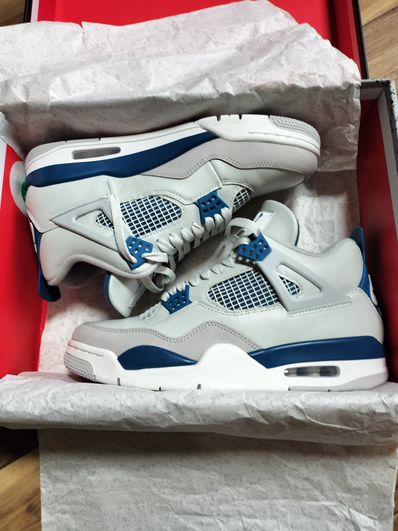 Nike Air Jordan 4 Retro "Industrial Blue"