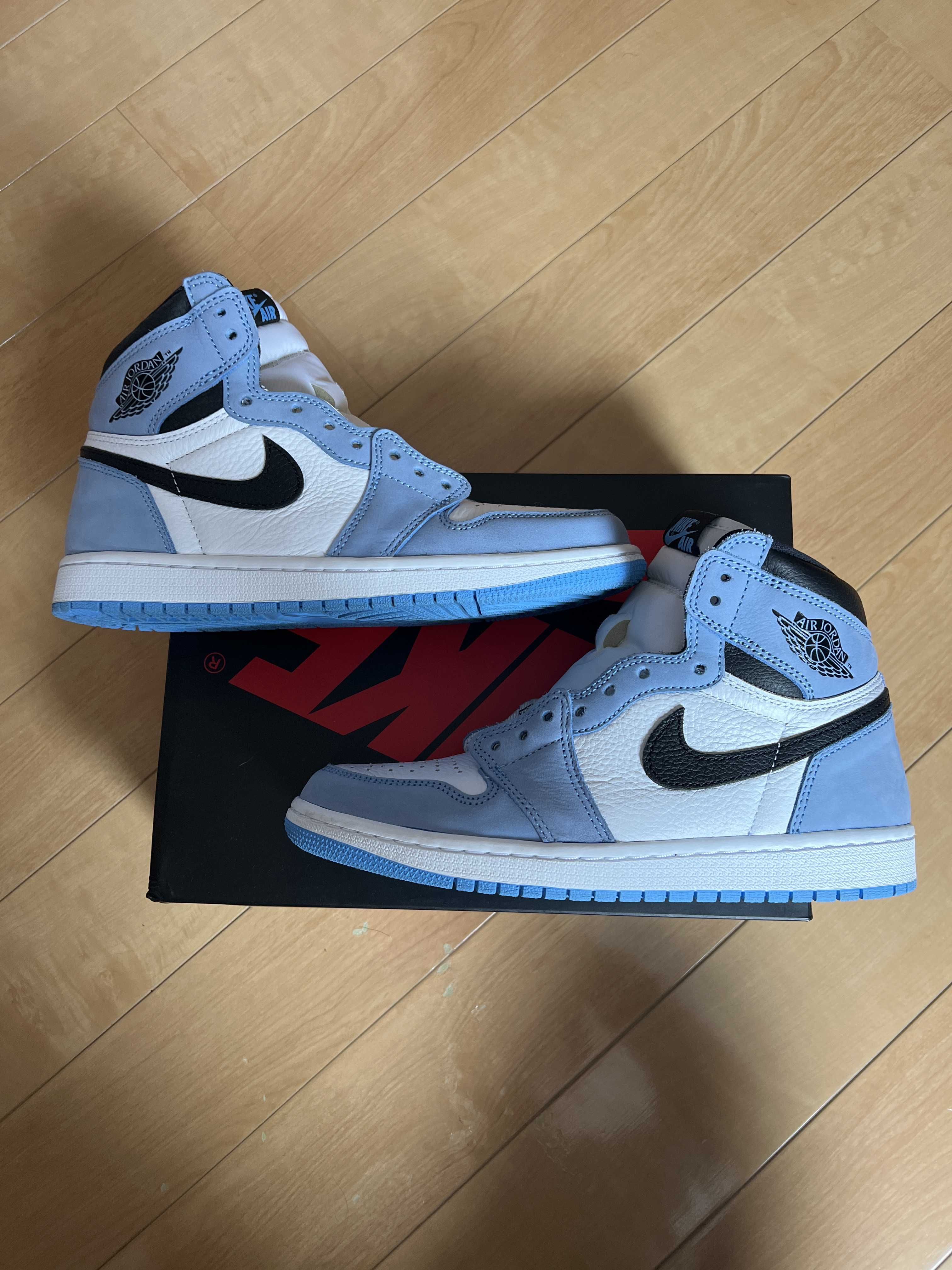 Nike Air Jordan 1 High OG "University Blue"