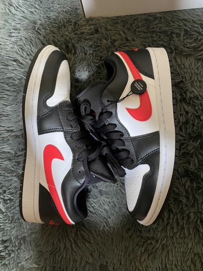 NIKE Women's AIR JORDAN 1 LOW "BLACK/SIREN RED/WHITE"
