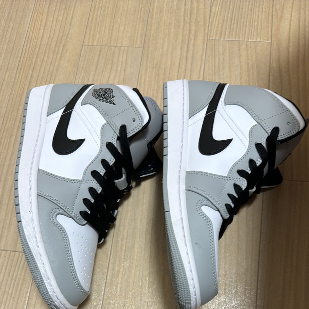 Nike Air Jordan 1 Retro High "Grey/Black-White"