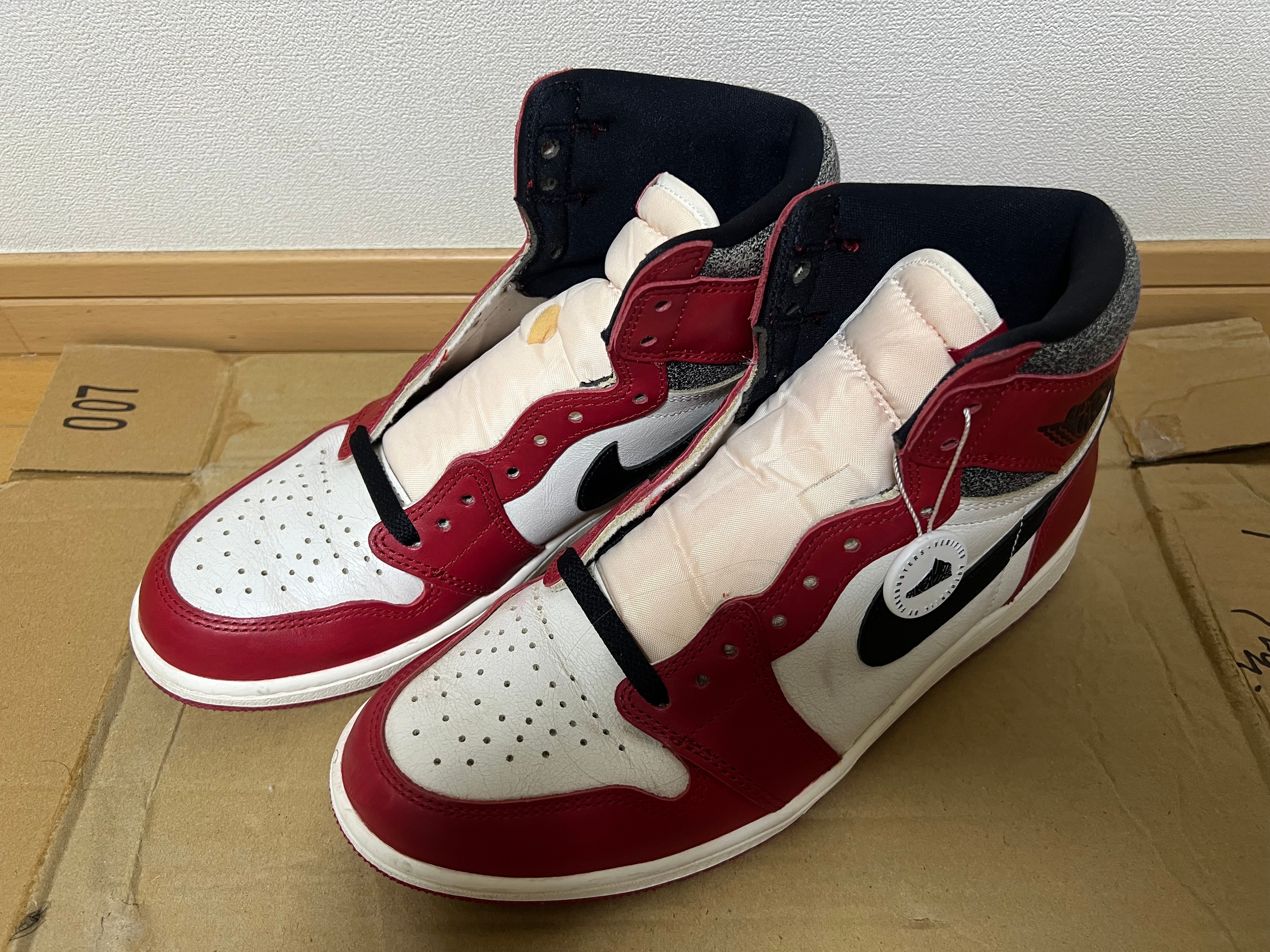Nike Air Jordan 1 High OG "Lost & Found/Chicago"