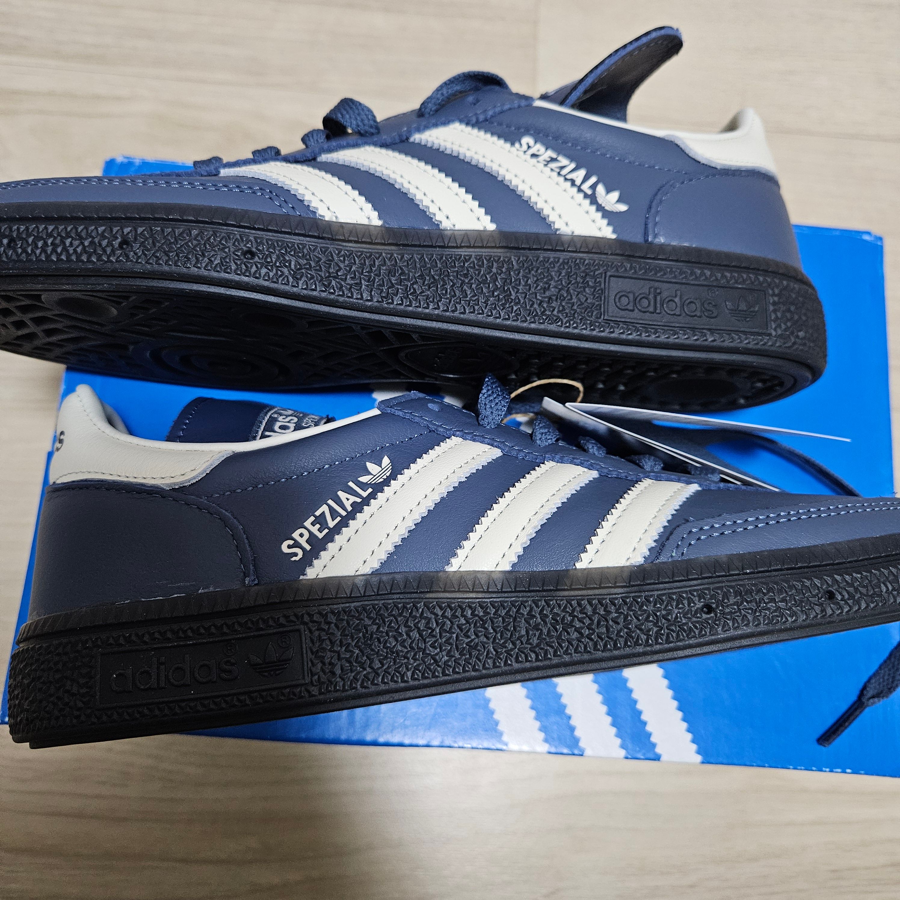 adidas Handball Spezial "Preloved Ink/Off White/Core Black"