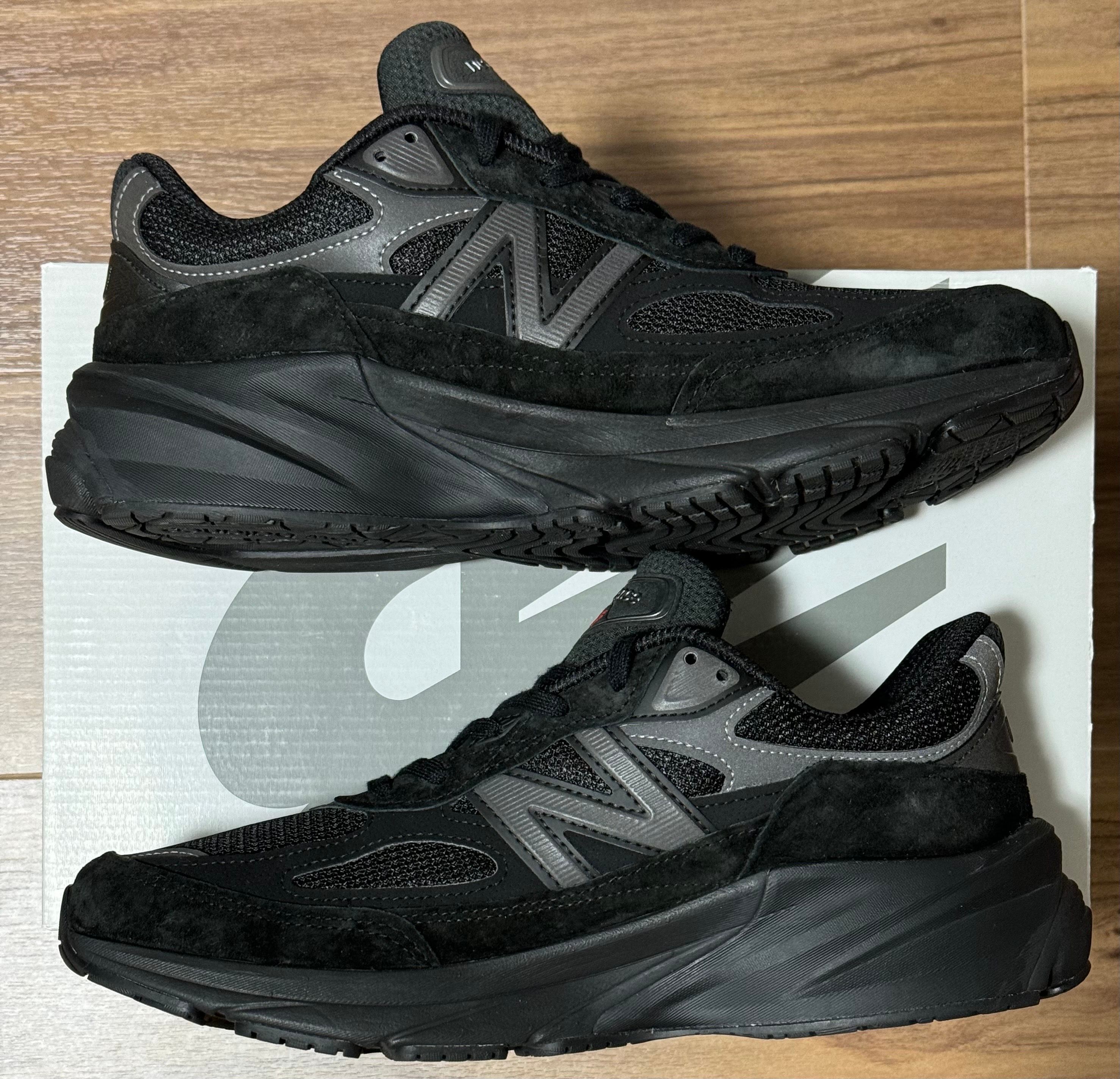 New Balance 990V6 "Triple Black"