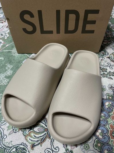 adidas YEEZY Slide "Pure" (GW1934)