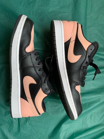 Nike Air Jordan 1 Low "Crimson Tint"