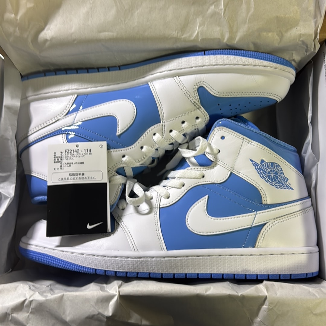 Nike Air Jordan 1 Mid "White/Legend Blue"