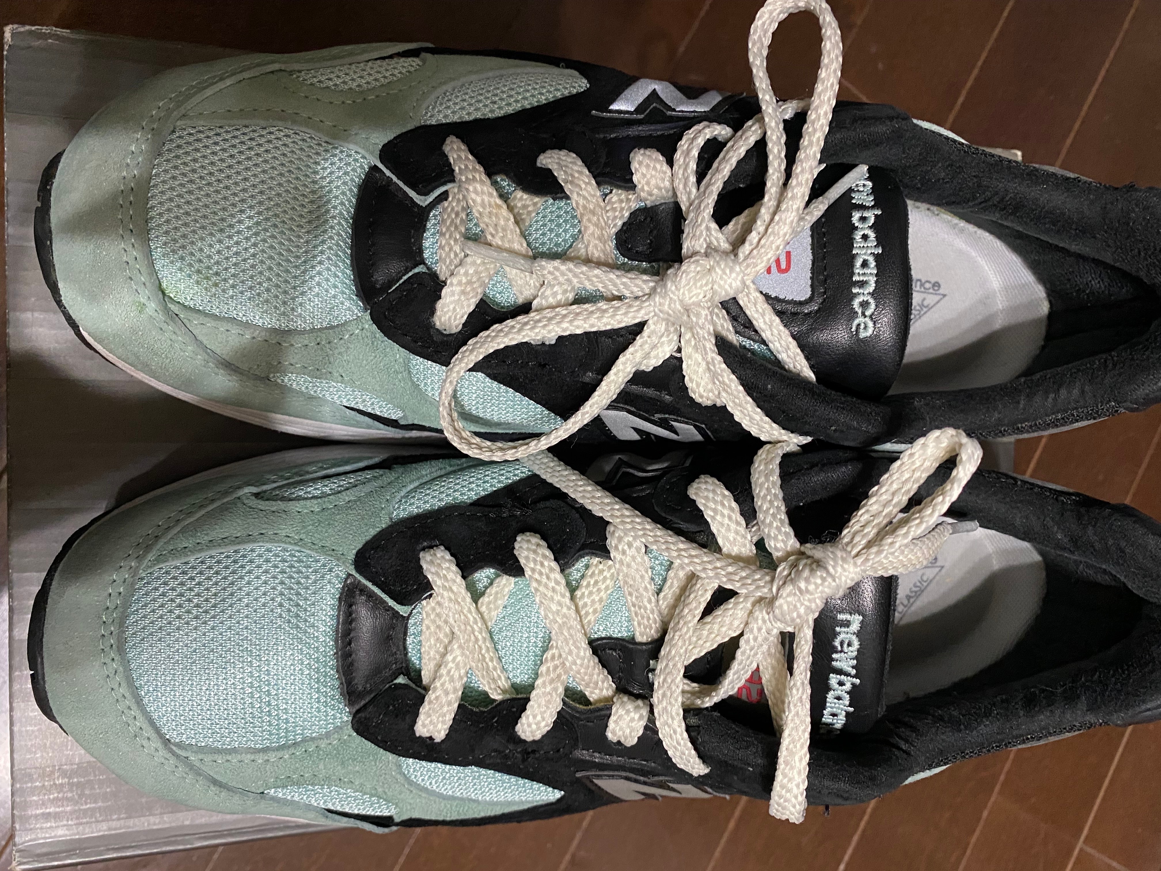 アメーバーミュージック × ナイスキックス × ニューバランス 992 "ティール/ブラック"