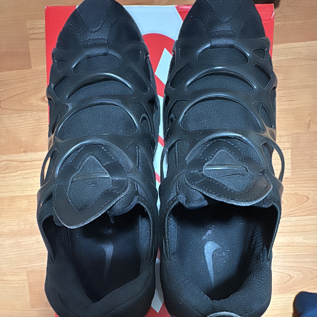 ナイキ エアクキニ "ブラック/アンスラサイト"