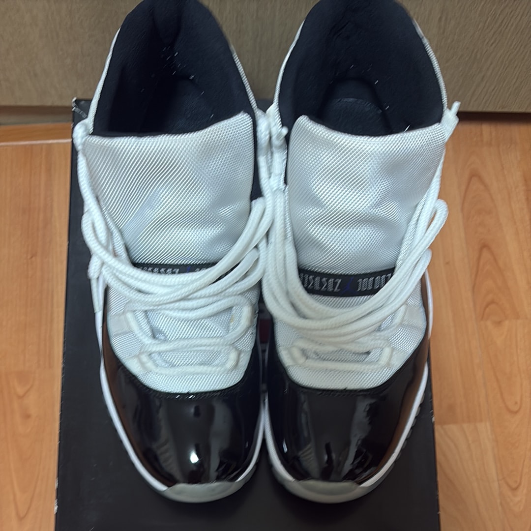 ナイキ エアジョーダン11 レトロ "コンコルド" (2018)