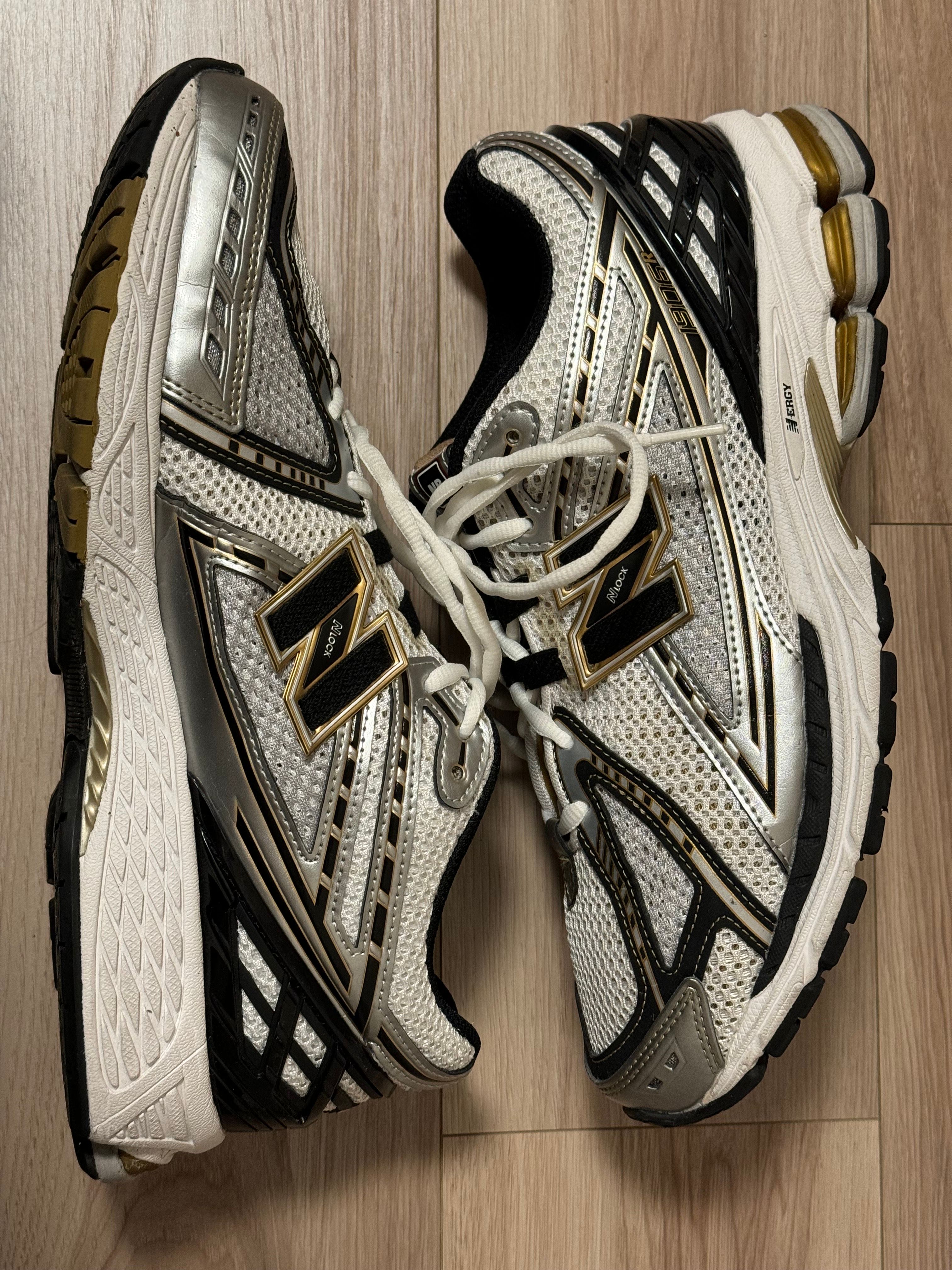 New Balance 1906R "Silver"