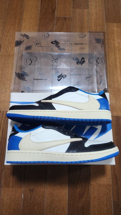 Travis Scott × fragment design × Nike Air Jordan 1 Low OG SP "Military Blue"