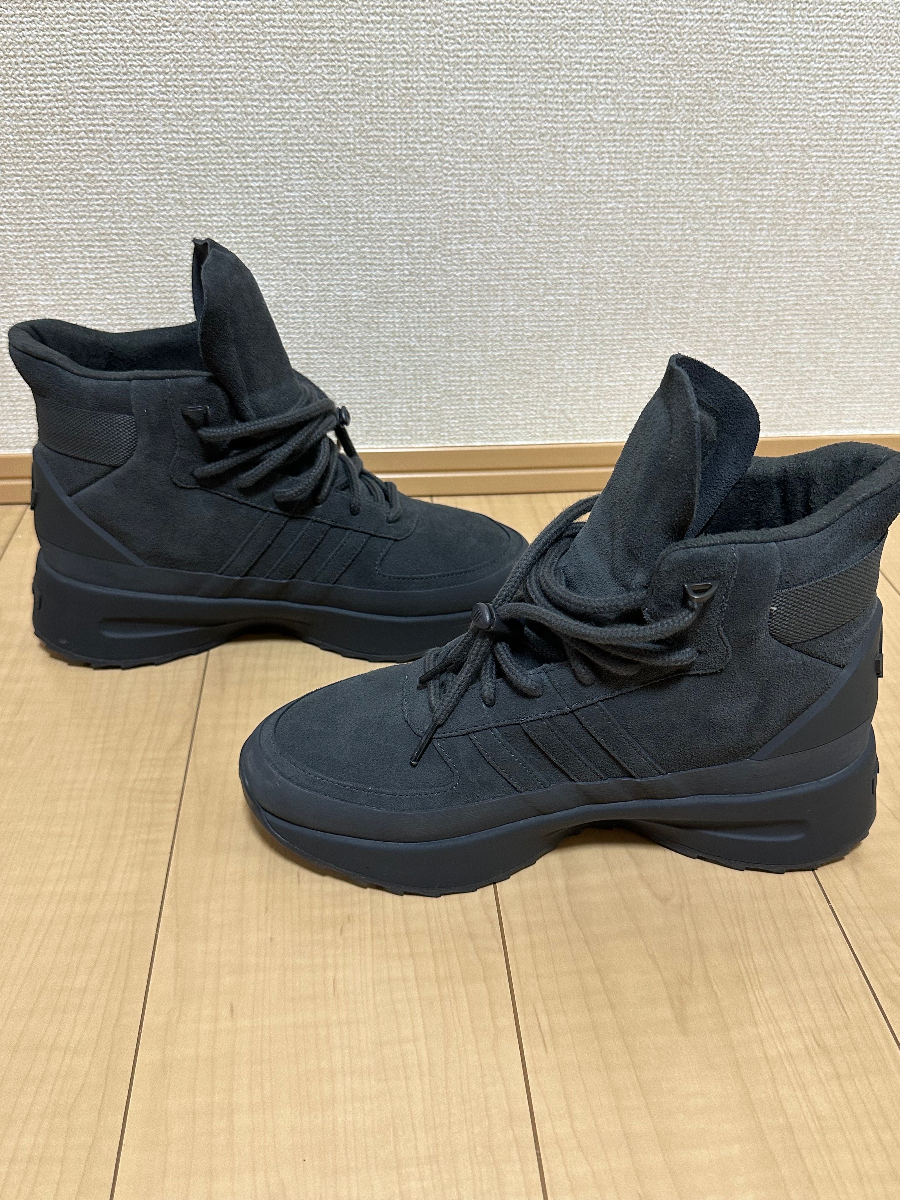 アディダス フィアオブゴッドアスレチックス ロサンゼルス ハイカーズ "カーボン"