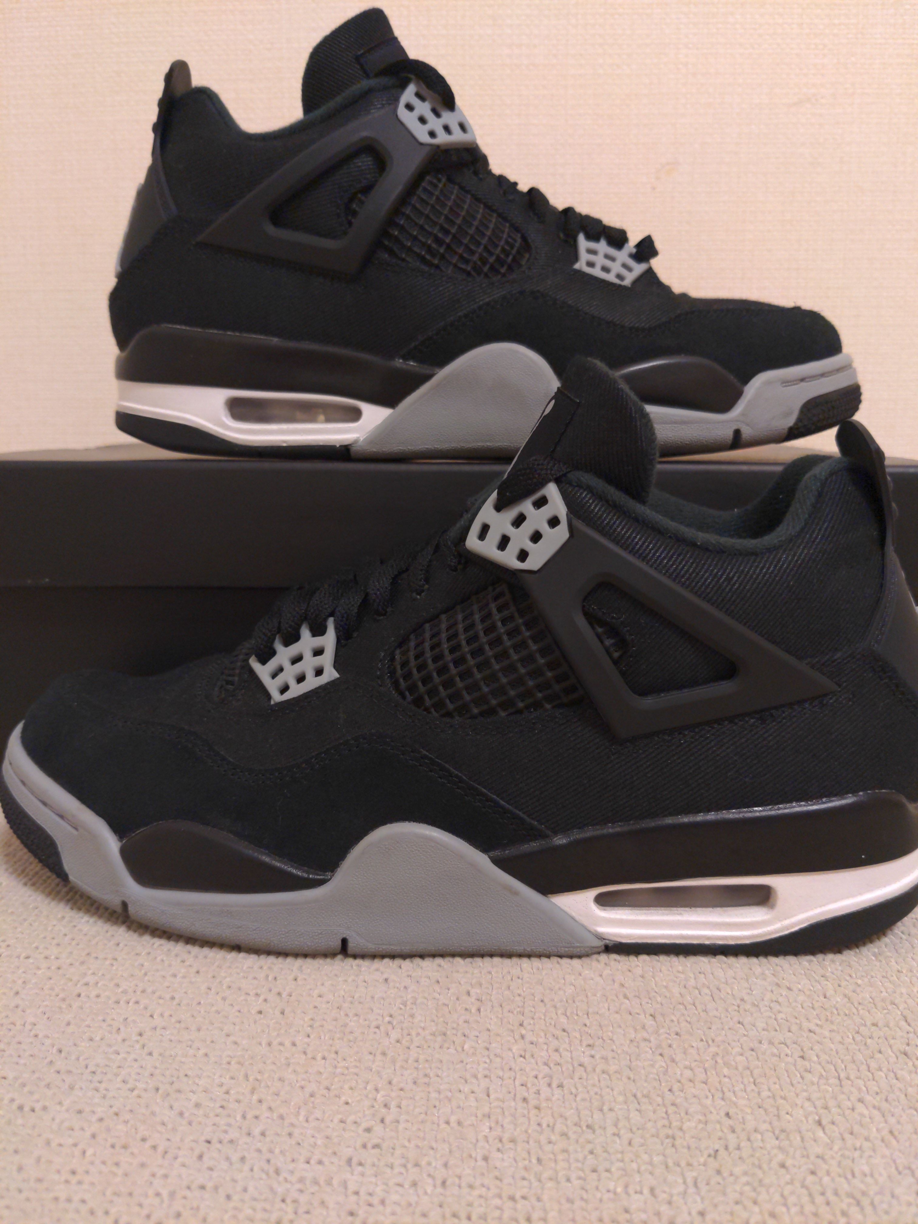 Nike Air Jordan 4 SE "Black and Light Steel"