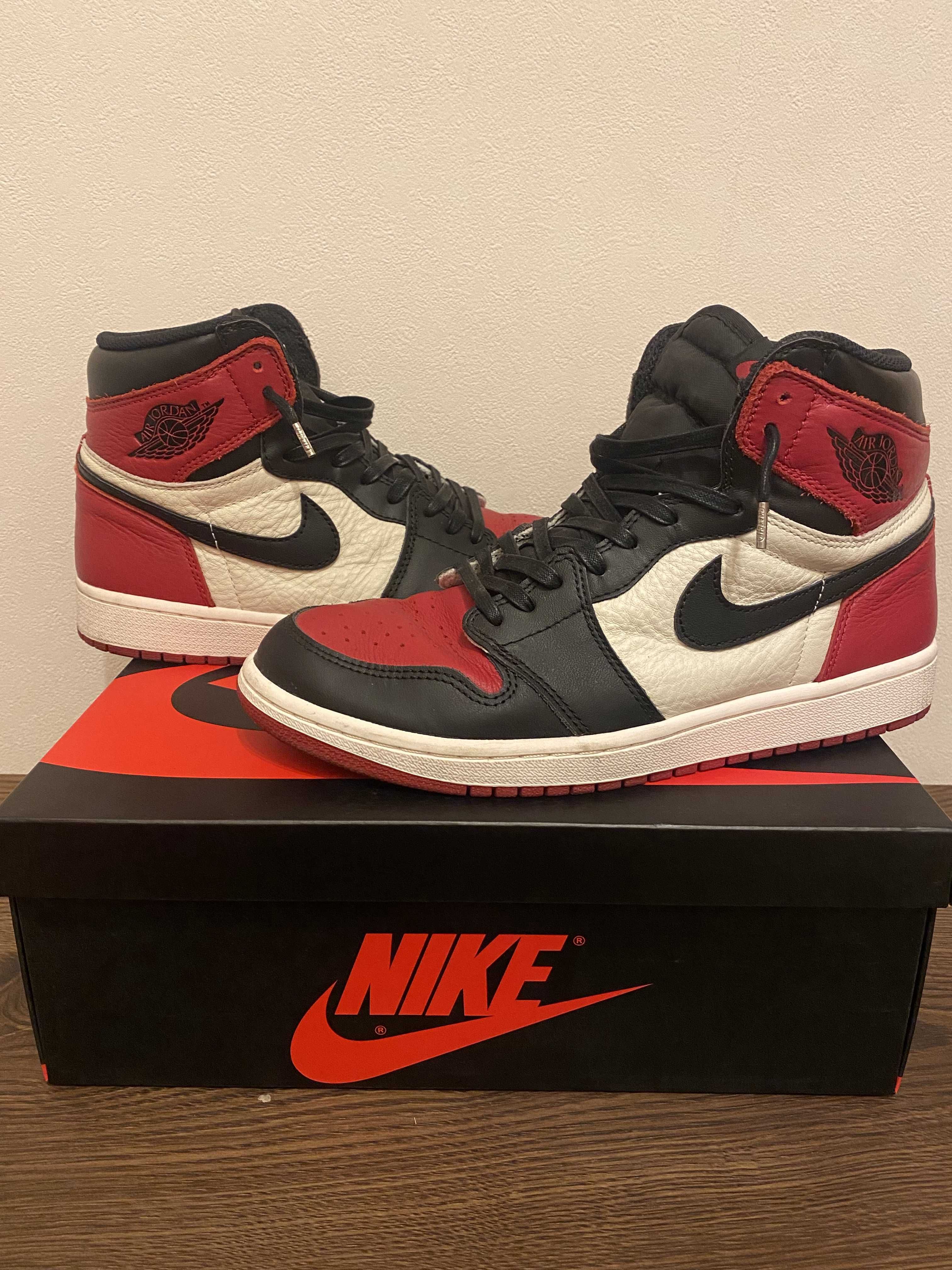 Nike Air Jordan 1 Retro High OG "Bred Toe"