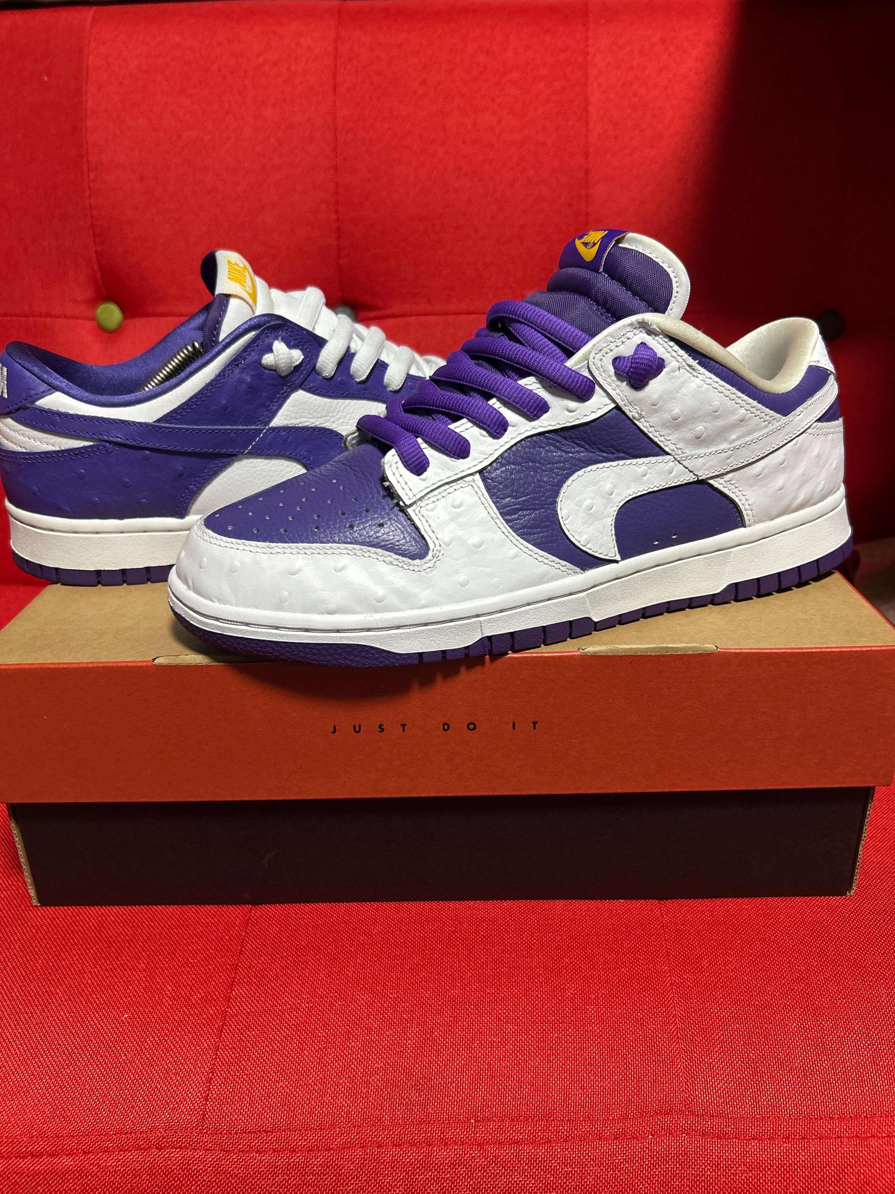 Nike Women's Dunk Low "Made You Look"