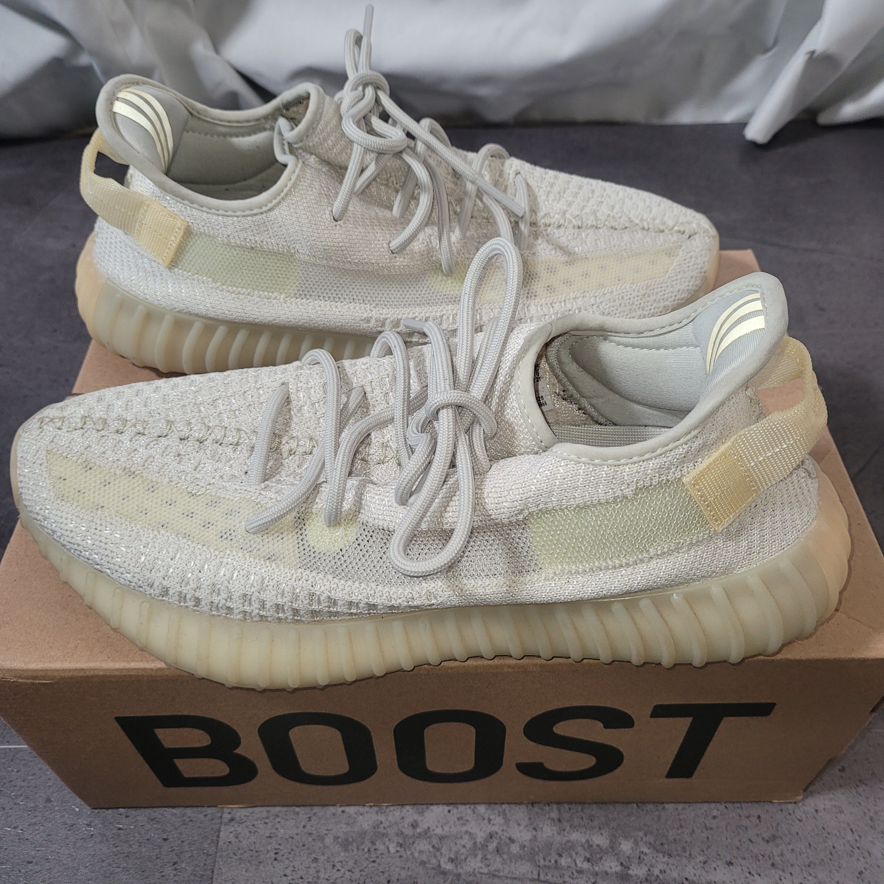 adidas YEEZY Boost 350V2 "Light"