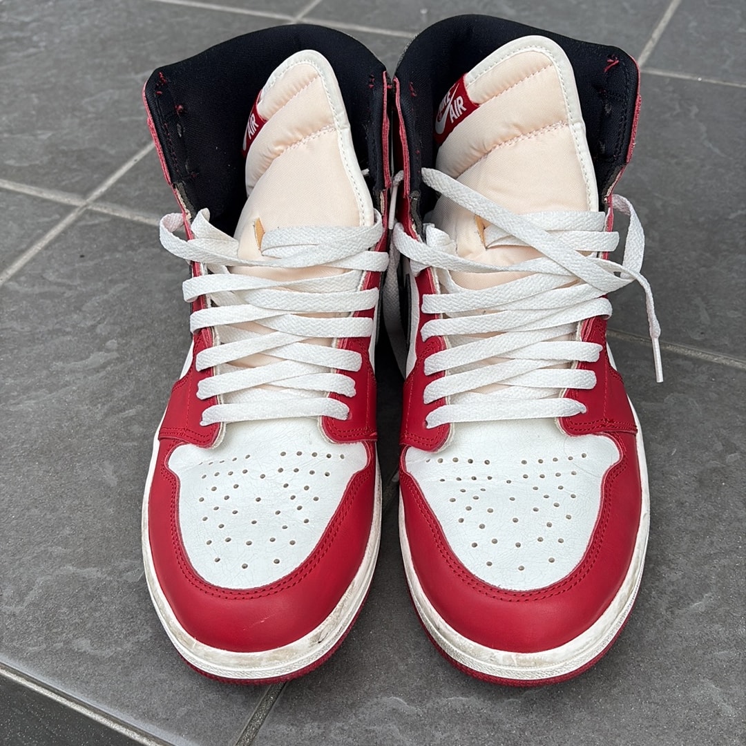 Nike Air Jordan 1 High OG "Lost & Found/Chicago"