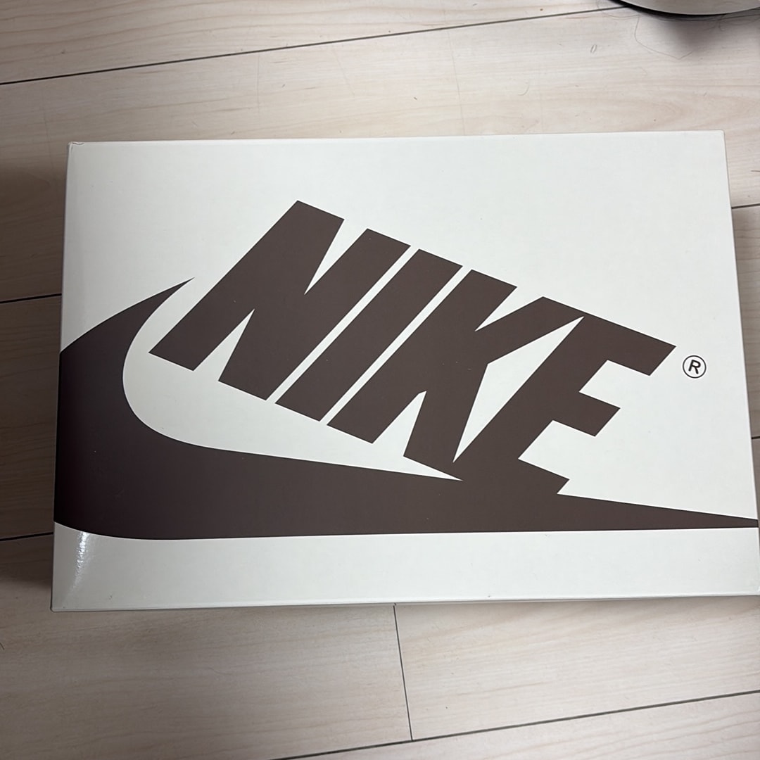Travis Scott × Nike Air Jordan 1 Low OG SP "Velvet Brown and Dark Mocha"