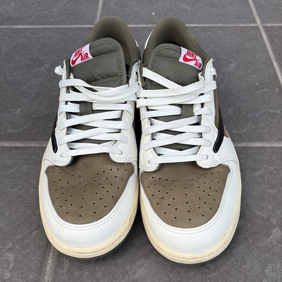Travis Scott × Nike Air Jordan 1 Low OG SP "Reverse Olive"