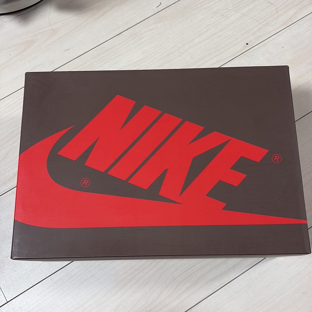 Travis Scott × Nike Air Jordan 1 Low OG SP-T "Black/Dark Mocha"