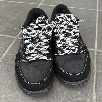 Travis Scott × Nike Air Jordan 1 Low OG SP "Black Phantom"