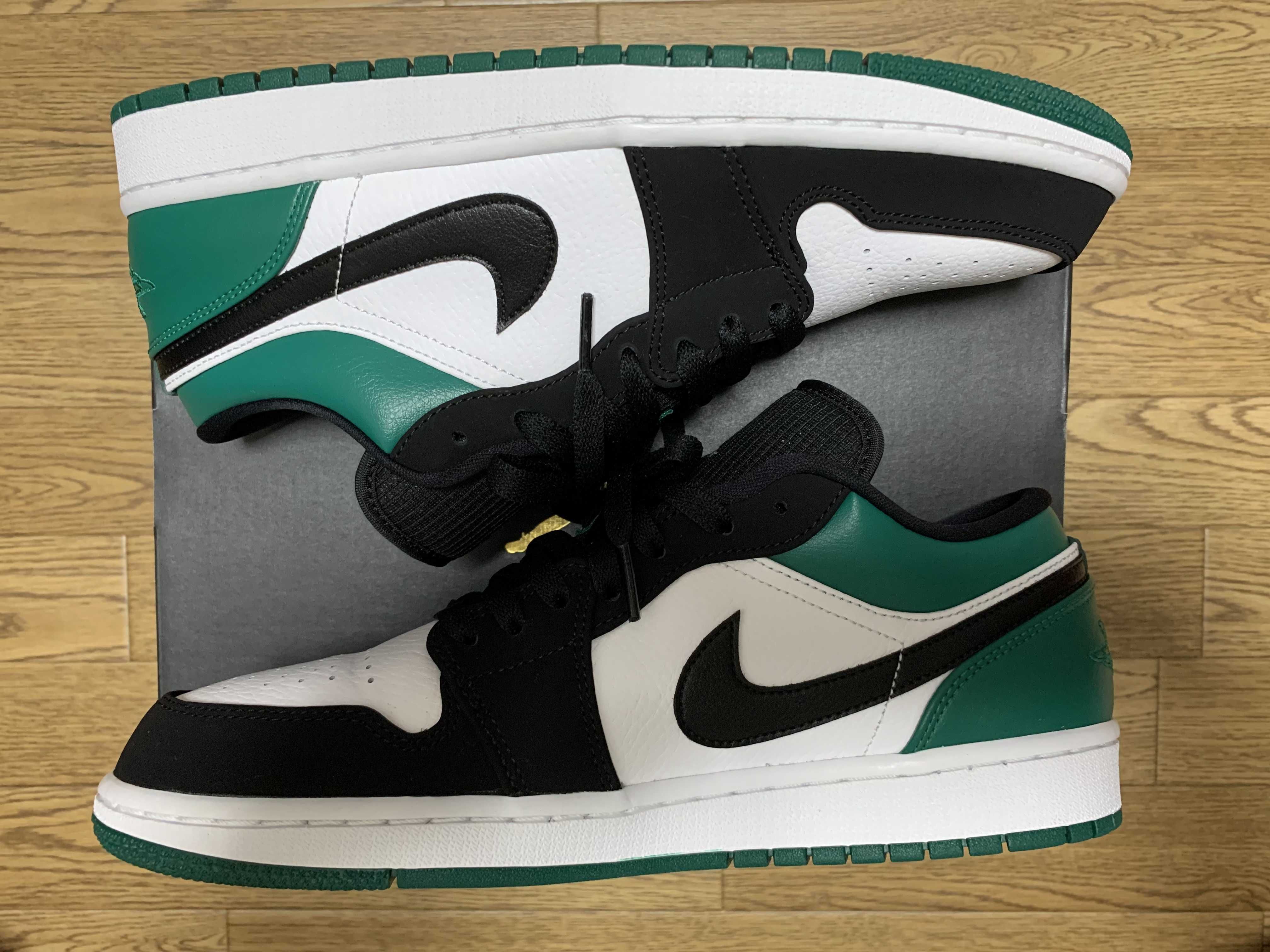 Nike Air Jordan 1 Low "White Black Mystic Green"