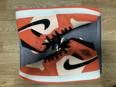 Nike Air Jordan 1 Mid "Team Orange Black"